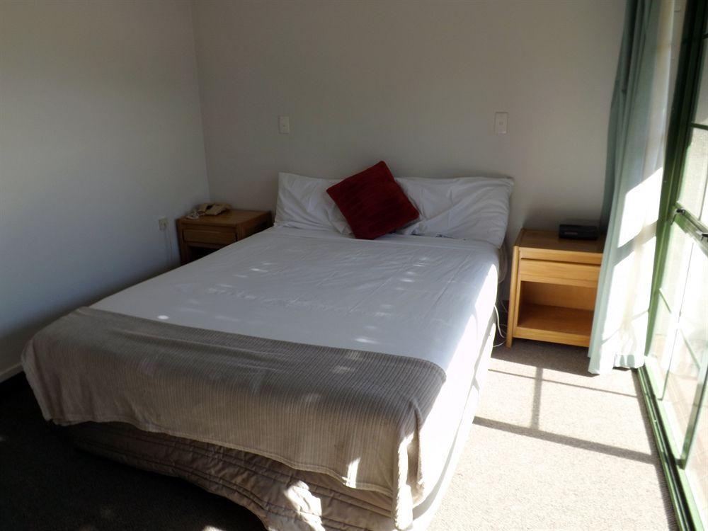 Karaka Tree Motel Taupo Eksteriør billede
